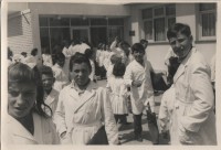 /album/a%c3%b1o-64-inaguracion-del-nuevo-edificio/alumnos-en-el-nuevo-establecimiento-001-1-jpg/